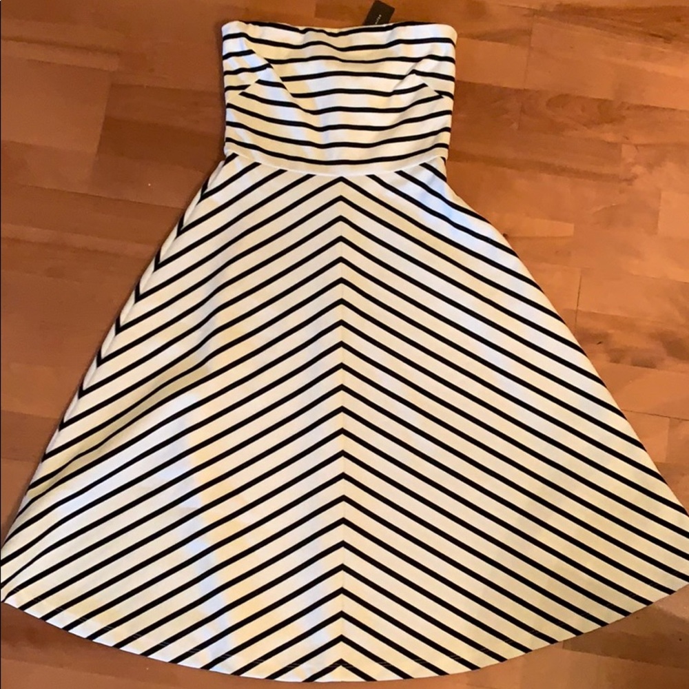 NWT Strapless striped The Limited dress
